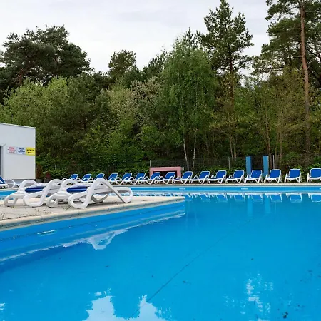 Apartment With Summer Pool, Pogorzelica *